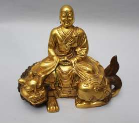 Chinese gilted bronze sculpture Chinese gilted bronze sculpture