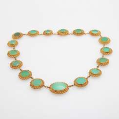 Collier, m. occupied 17 Chrysoprasen Collier, m. occupied 17 Chrysoprasen