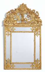 A REGENCE GILTWOOD MIRROR A REGENCE GILTWOOD MIRROR