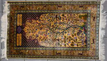 KESHAN prayer rug, silk, signed, Central Iran 20. Century KESHAN prayer rug, silk, signed, Central Iran 20. Century