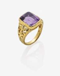 Ring with Amethyst Ring with Amethyst