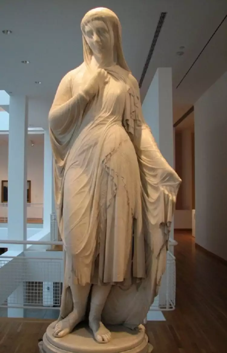 The illusion of transparent cloth from pure marble (The Veiled