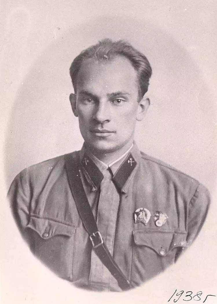 Орден Александра Невского. Архитектор Игорь Телятников (1913 – 1998 гг.) Орден Александра Невского. Архитектор Игорь Телятников (1913 – 1998 гг.)