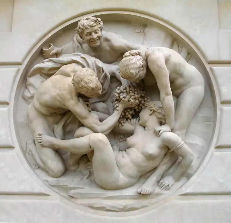 Эме-Жюль Далу. Горельеф «Триумф Вакханалия», 1898