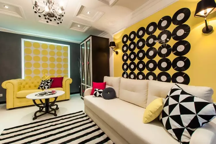 Стиль поп-арт в интерьере. Гостиная с виниловыми пластинками в стиле поп-арт