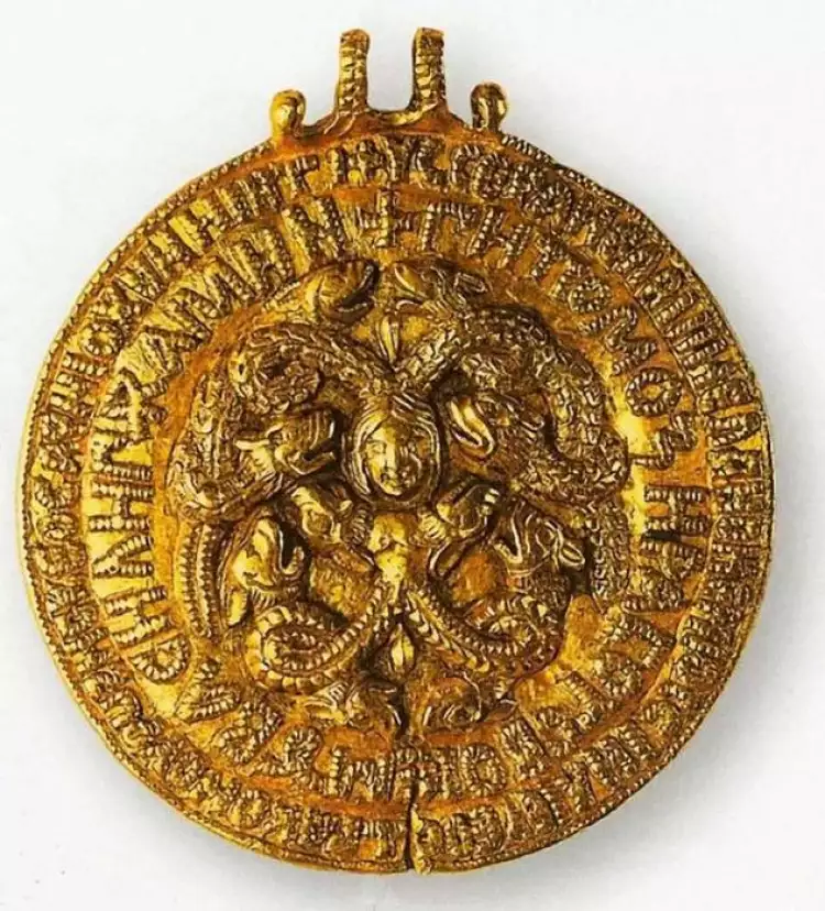 Военные награды. Шейная гривна в Киевской Руси