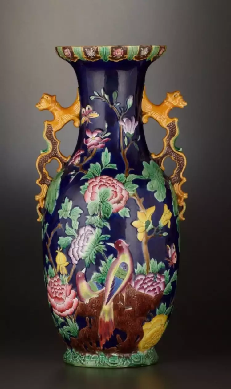 Китайский фарфор. Китайская фарфоровая ваза