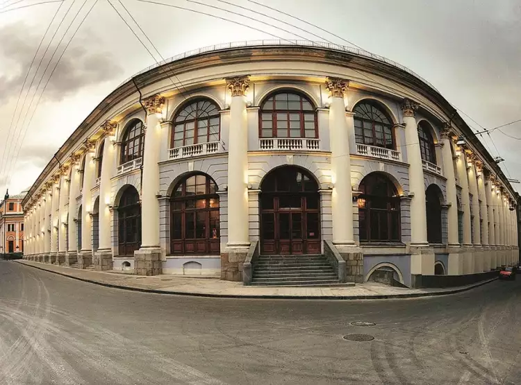 Здание Гостиного Двора