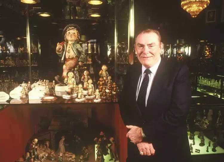 Дональд Стивенс