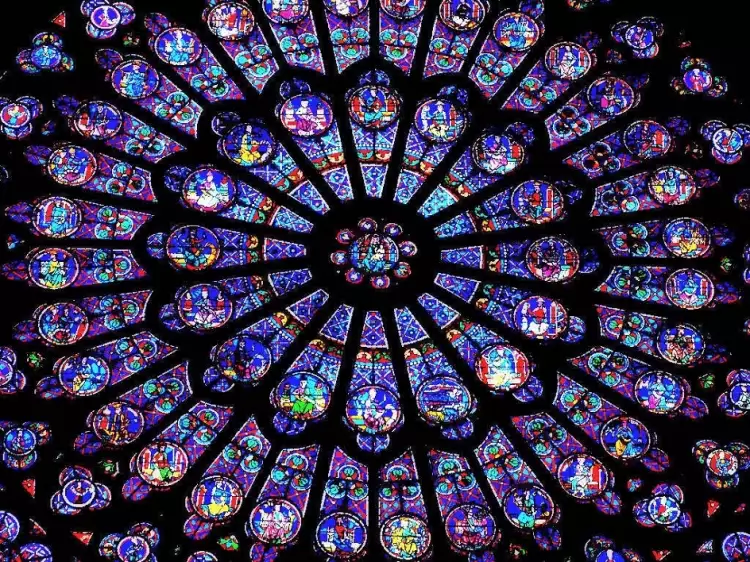 Glasmalerei. Glasmalerei in der Kathedrale Notre-Dame de Paris, 12. Jahrhundert Glasmalerei. Glasmalerei in der Kathedrale Notre-Dame de Paris, 12. Jahrhundert