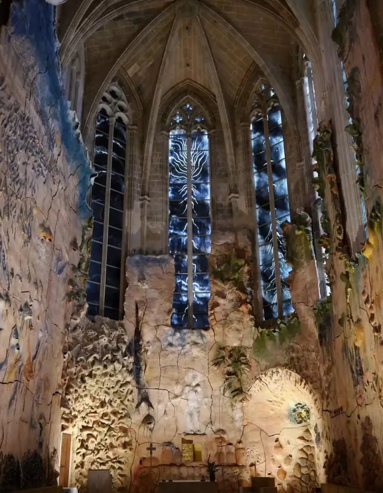 Фрагмент фрески в соборе Пальма-де-Майорка. Барсело