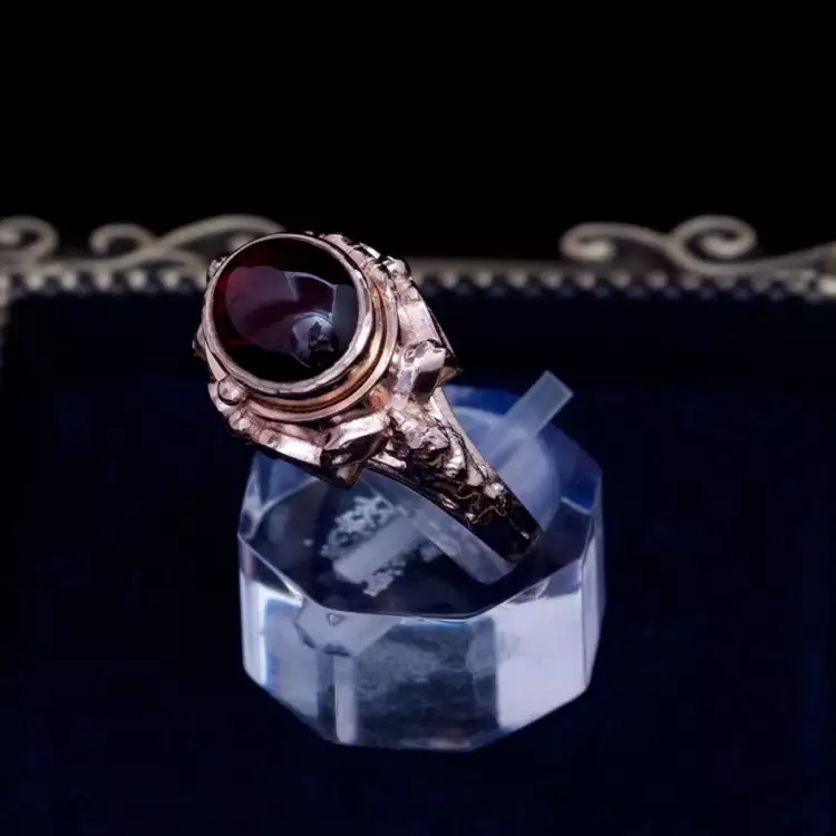 Таинственные ювелирные украшения. Перстень Борджиа