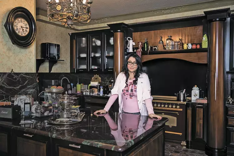 Лолита Милявская