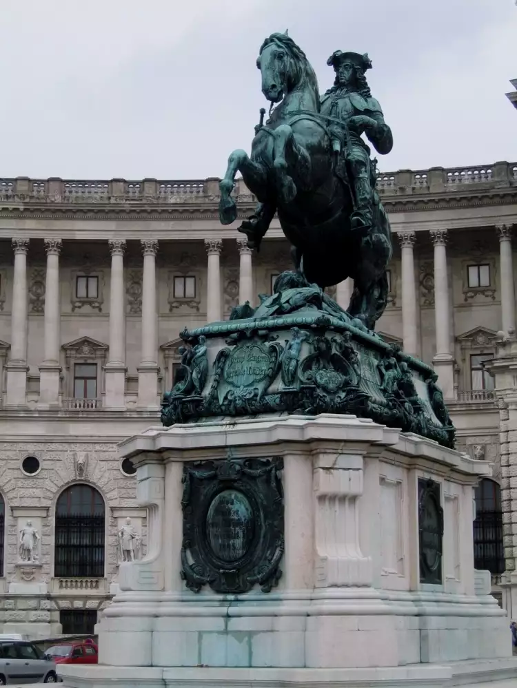 Антон Доминик Фернкорн. Конный памятник принцу Евгению, 1860-65 Антон Доминик Фернкорн. Конный памятник принцу Евгению, 1860-65