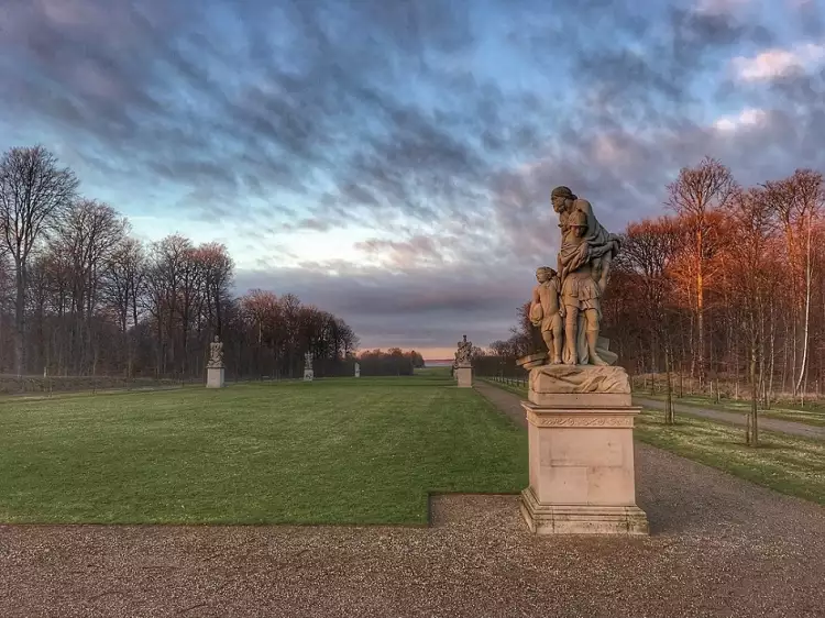Йоханнес Видевельт. Цикл скульптур в саду дворца Фреденсборг, 1760-1770