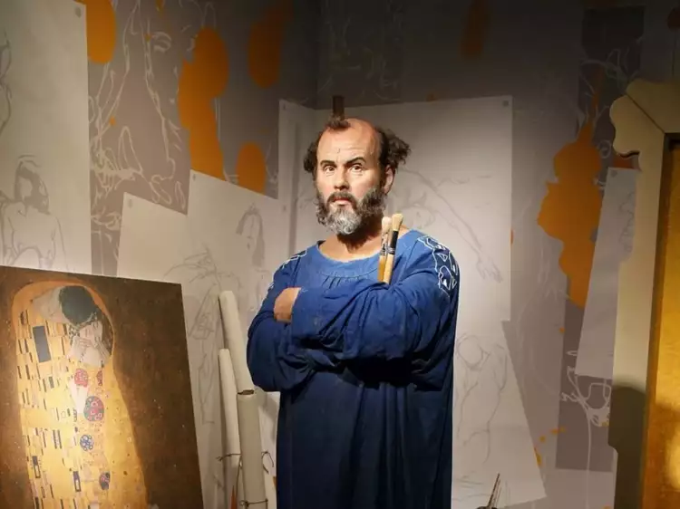 Факты из жизни знаменитых художников. Восковая фигура Густава Климта в музее Мадам Тюссо Факты из жизни знаменитых художников. Восковая фигура Густава Климта в музее Мадам Тюссо