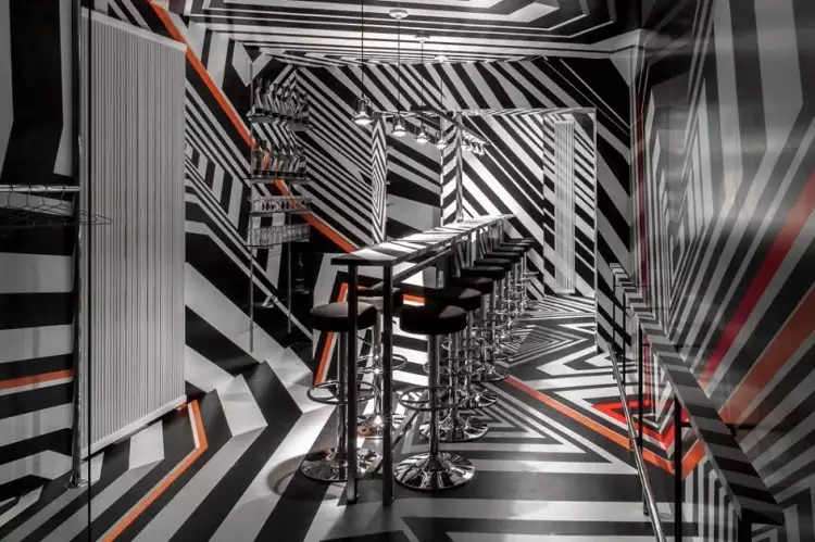 Оп-арт. Тобиас Ребергер. «Оп-арт в интерьере», 2000-е