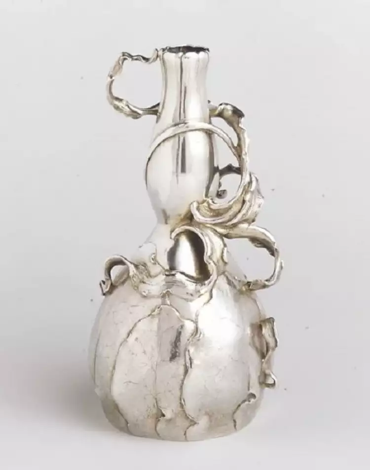 Бельгийское серебро. Серебряная ваза, 1896 г.