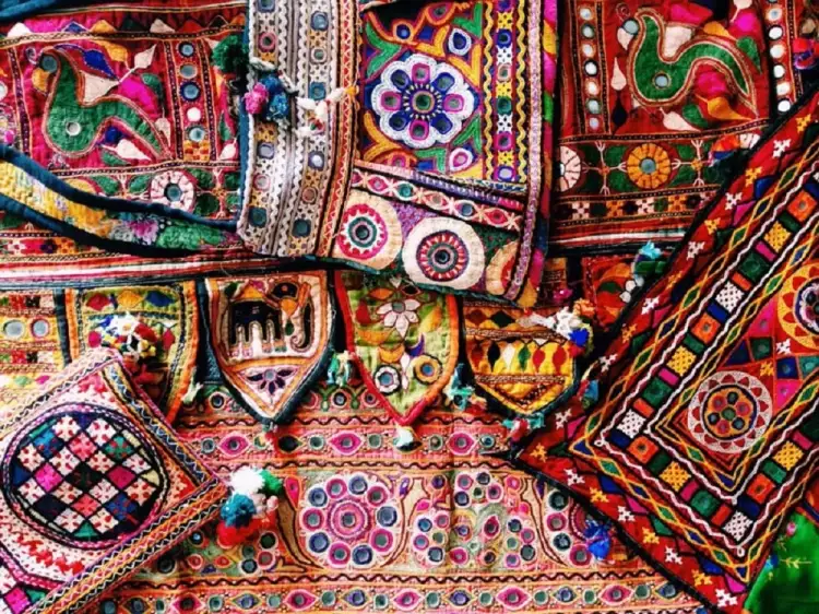 Индийский стиль в интерьере. Узоры и орнаменты в индийском стиле