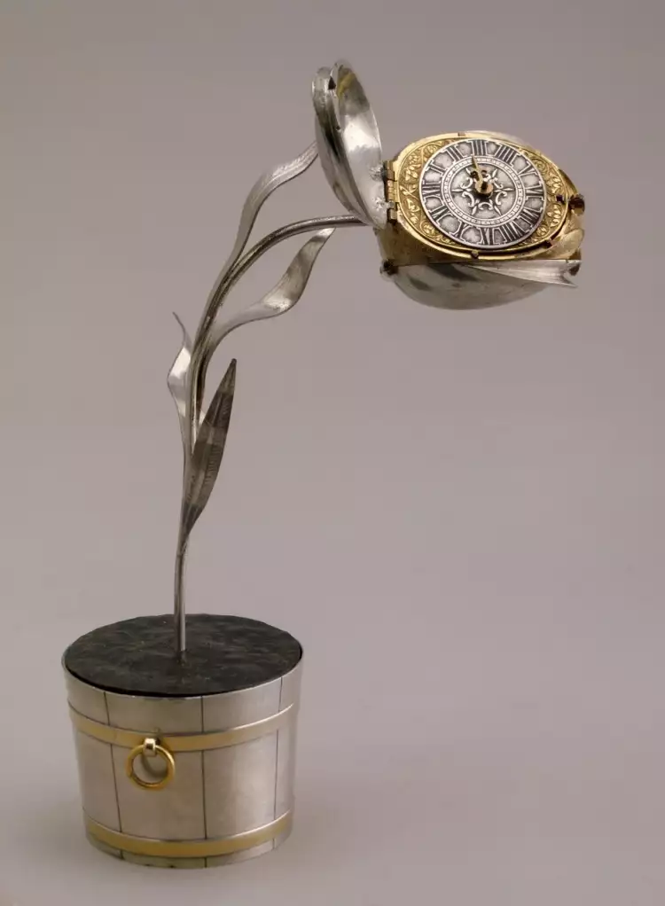 Французские клейма. Жан Руссо. Часы в форме тюльпана в кадке, около 1630