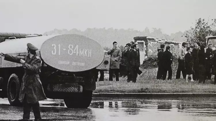 Бульдозерная выставка