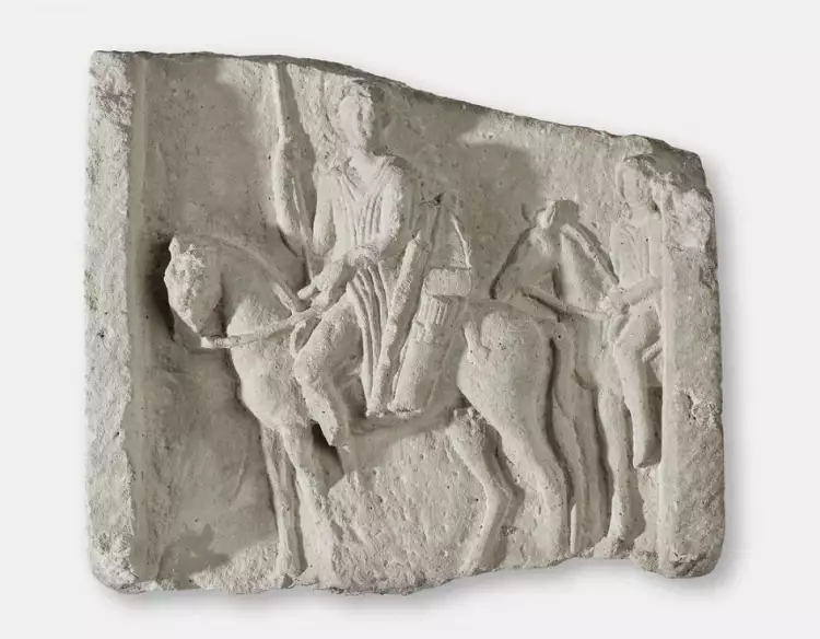 Фрагмент барельефа Фрагмент барельефа