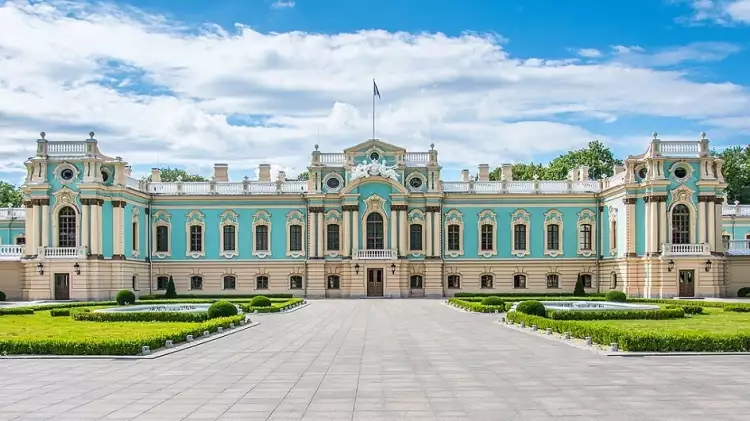 Bartolomeo Francesco Rastrelli. Palais Mariinsky à Kiev, 1752 Bartolomeo Francesco Rastrelli. Palais Mariinsky à Kiev, 1752