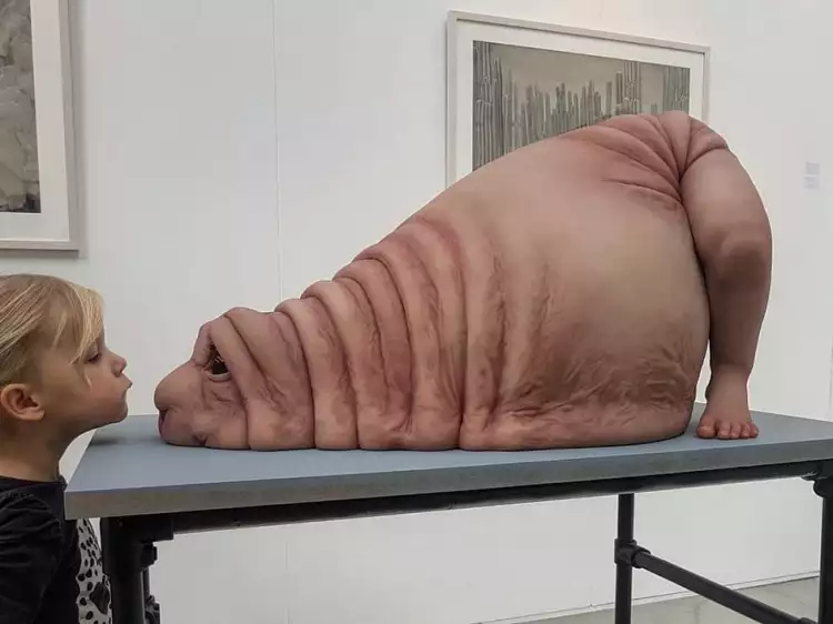 Новая скульптура Маргрит ван Брифор