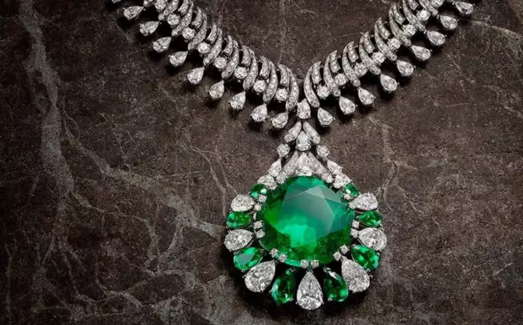 Драгоценности из коллекции Bulgari Драгоценности из коллекции Bulgari