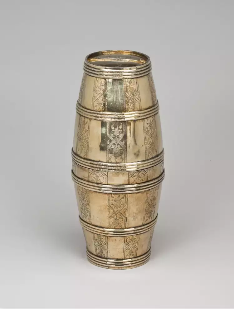 Silber Großbritanniens. Flint Roger I. Zwei in Form eines Fasses verbundene Füße, 1572-1573 Silber Großbritanniens. Flint Roger I. Zwei in Form eines Fasses verbundene Füße, 1572-1573