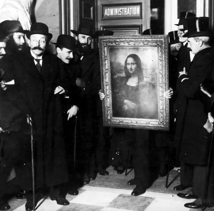 Любопытные факты из жизни знаменитых художников. Возвращение «Джоконды» в Лувр в 1913 г. Любопытные факты из жизни знаменитых художников. Возвращение «Джоконды» в Лувр в 1913 г.