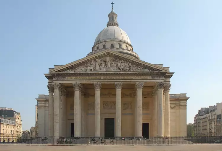 Архитектура Классицизма. Пантеон в Париже, архитектор Жак-Жермен Суффло Архитектура Классицизма. Пантеон в Париже, архитектор Жак-Жермен Суффло