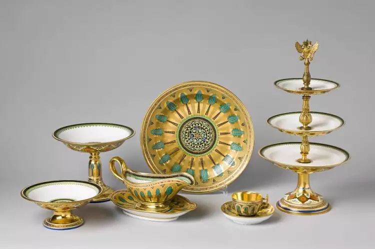 Твердый фарфор. Кремлевский сервиз ИФЗ, 1837-1839