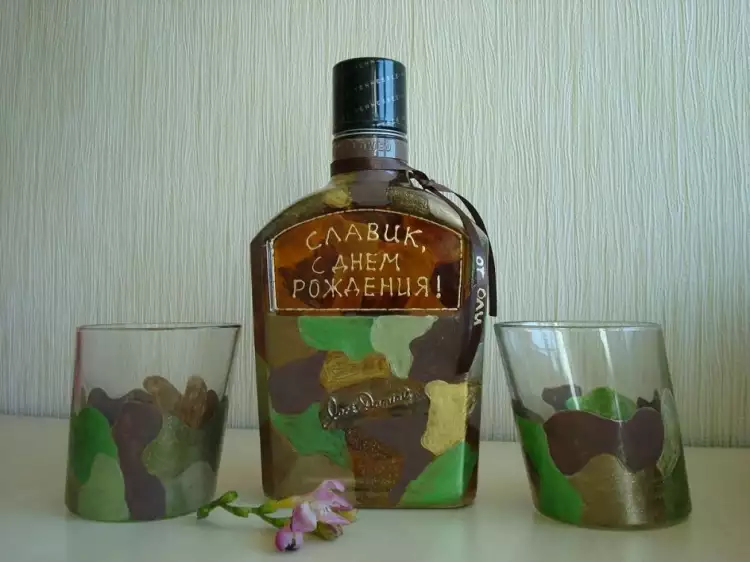 Декупаж. Декупаж бутылки и стаканов в стиле милитари, ХХ век