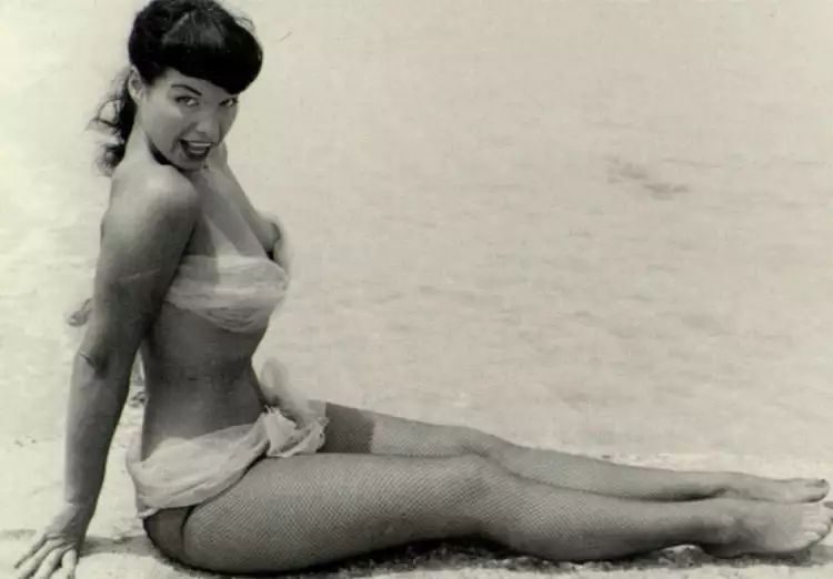 Бетти Пейдж. Королева пин-апа