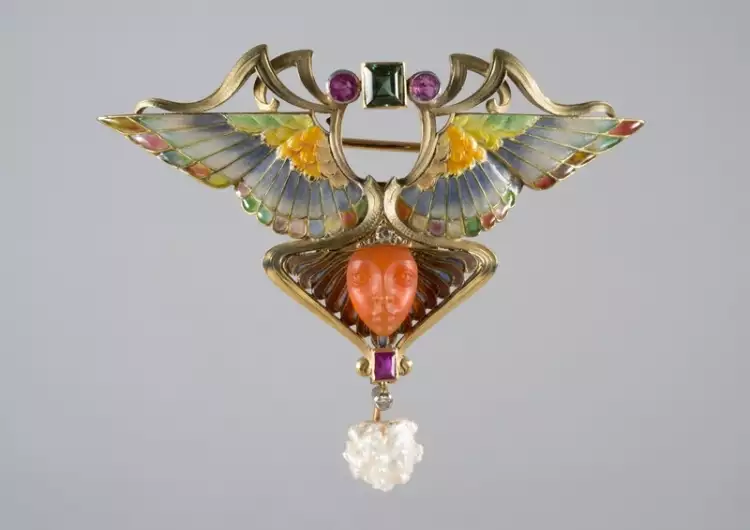 Бельгийское серебро. Брошь «Нике»