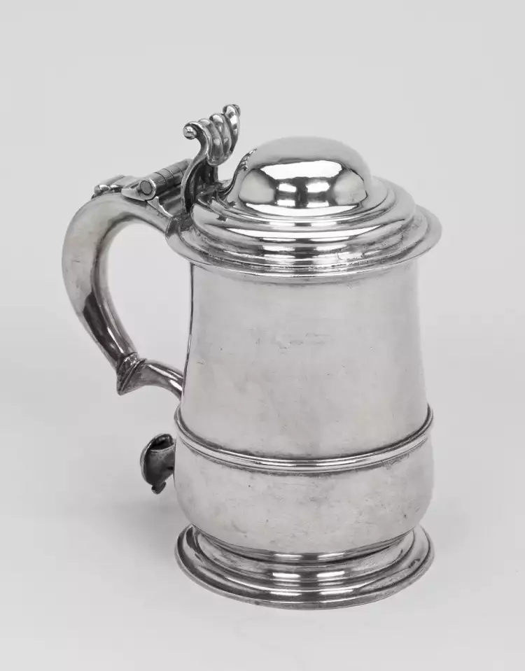 Silber Großbritanniens. Richard Green. Becher, 1712-1713 Silber Großbritanniens. Richard Green. Becher, 1712-1713