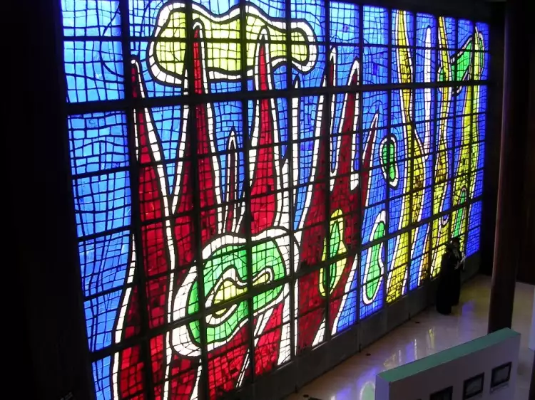 Фернан Леже. Витраж. Окно в Центральном университете Венесуэлы, 1954 Фернан Леже. Витраж. Окно в Центральном университете Венесуэлы, 1954