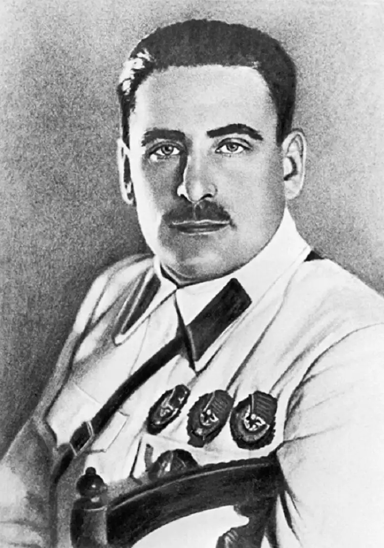 Ордена Красного Знамени. Маршал Советского Союза Василий Константинович Блюхер