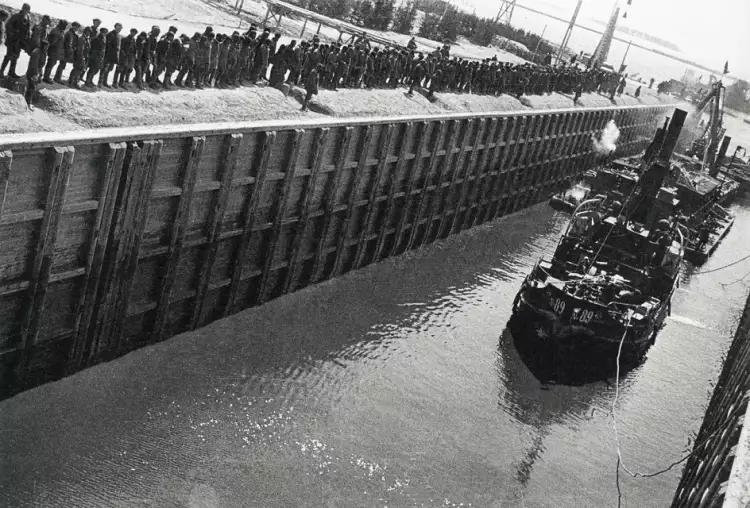 Александр Родченко. Фотография «Строительство Беломорканала», 1933