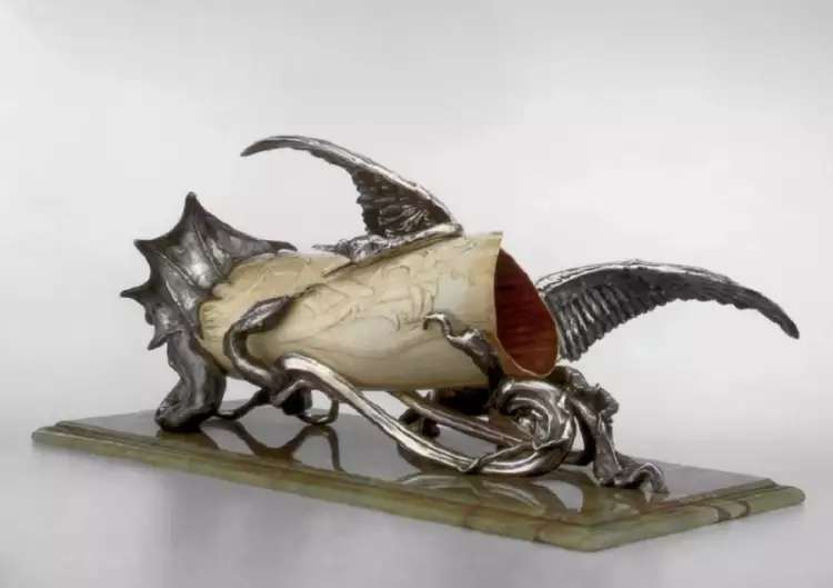 Бельгийское серебро. Скульптурная композиция «Цивилизация и варварство», серебро, слоновая кость, оникс