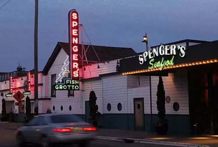 Рыбный ресторан Спенджера