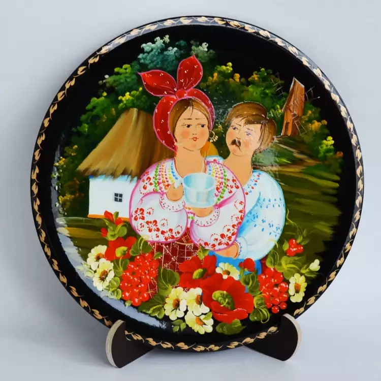 Сувенирное блюдо с петриковской росписью Сувенирное блюдо с петриковской росписью
