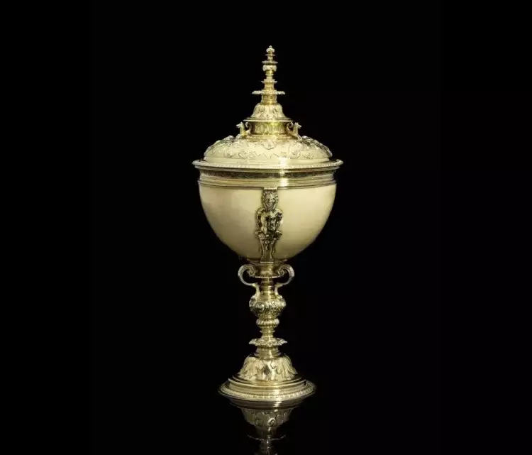 Silber Großbritanniens. John Spielman. Vergoldeter Whitfield-Silberbecher, 1590 Silber Großbritanniens. John Spielman. Vergoldeter Whitfield-Silberbecher, 1590
