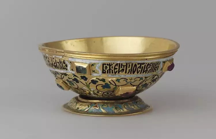 Старинное серебро с эмалью. Чарка царя Алексея Михайловича, Мастерские Московского Кремля, 1609-1650