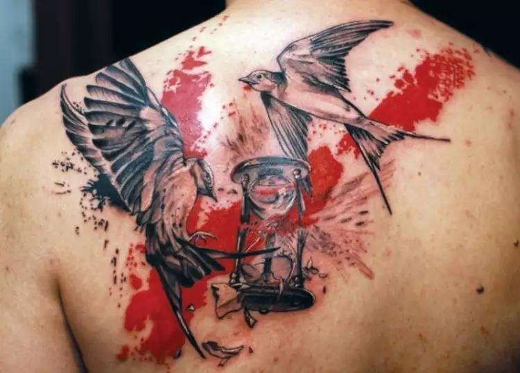 Realistic Trash polka. Битва птиц