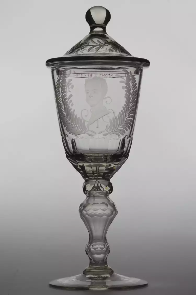 Кубок с портретом Николая I. Хрусталь, гранение, гравировка. XIX век