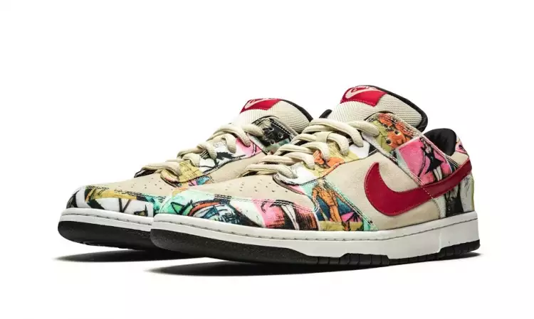 Nike SB Dunk Low Paris Nike SB Dunk Low Paris