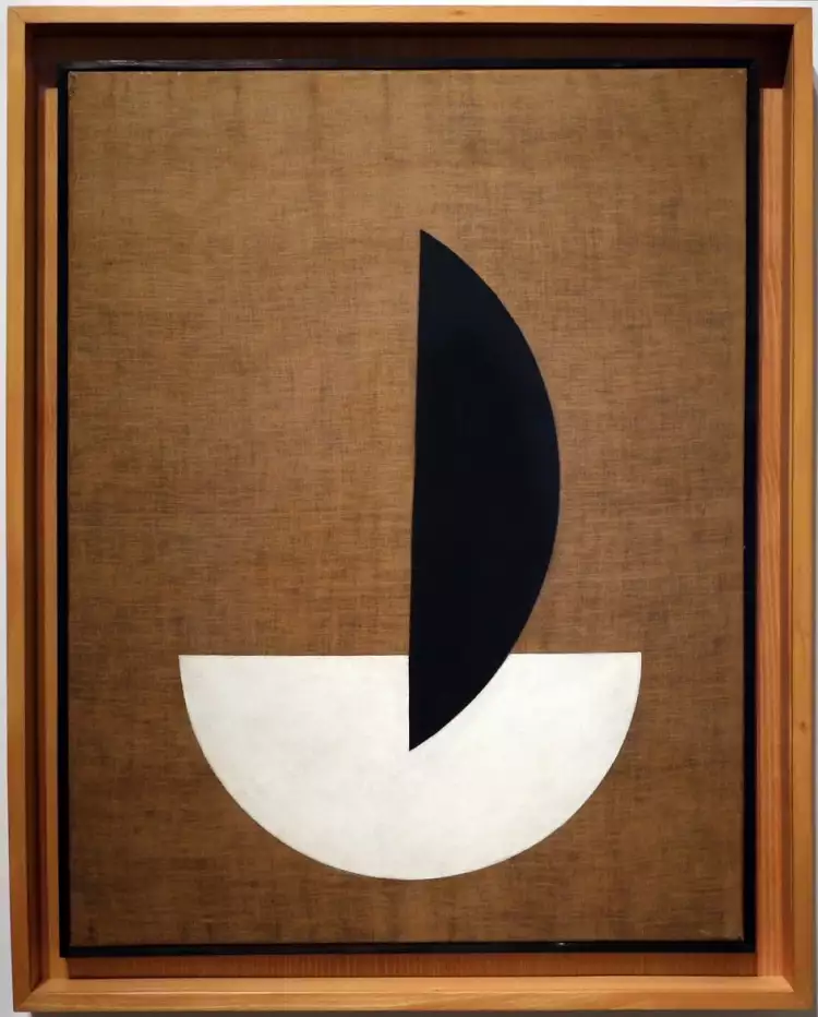 László Moholy-Nagy. Kreisförmige Segmente, 1921 László Moholy-Nagy. Kreisförmige Segmente, 1921