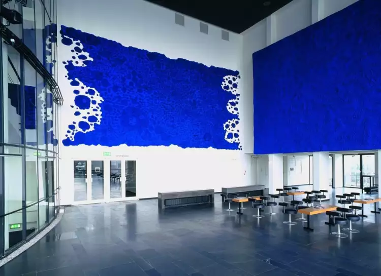 Ив Кляйн. Фойе оперного театра в Гельзенкирхене, 1958